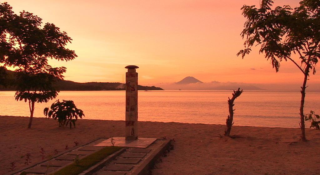 Star Sand Beach Resort Sekotong Eksteriør billede
